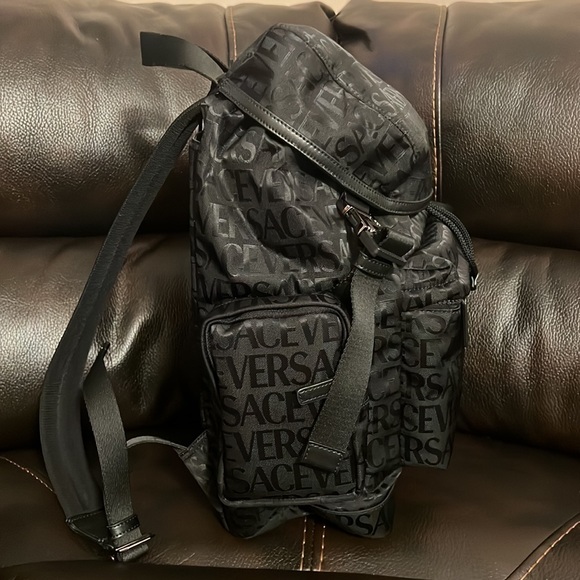 “Versace” all over logo monogram print unisex large backpack NEW - Picture 9 of 14